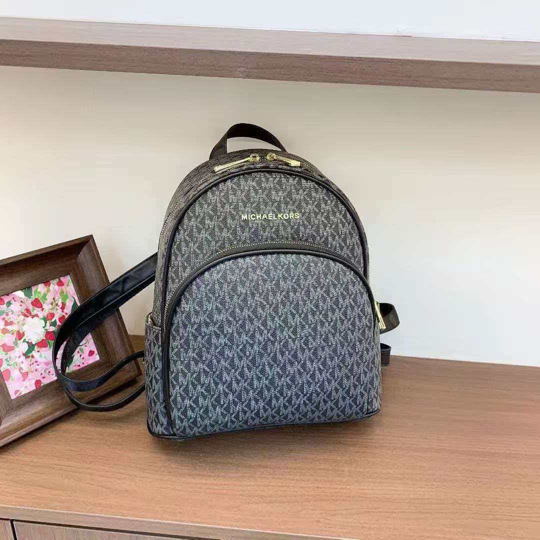 Mochila Mini Clássica Versátil - Luxury Bags Michael Kors avaliação e preço