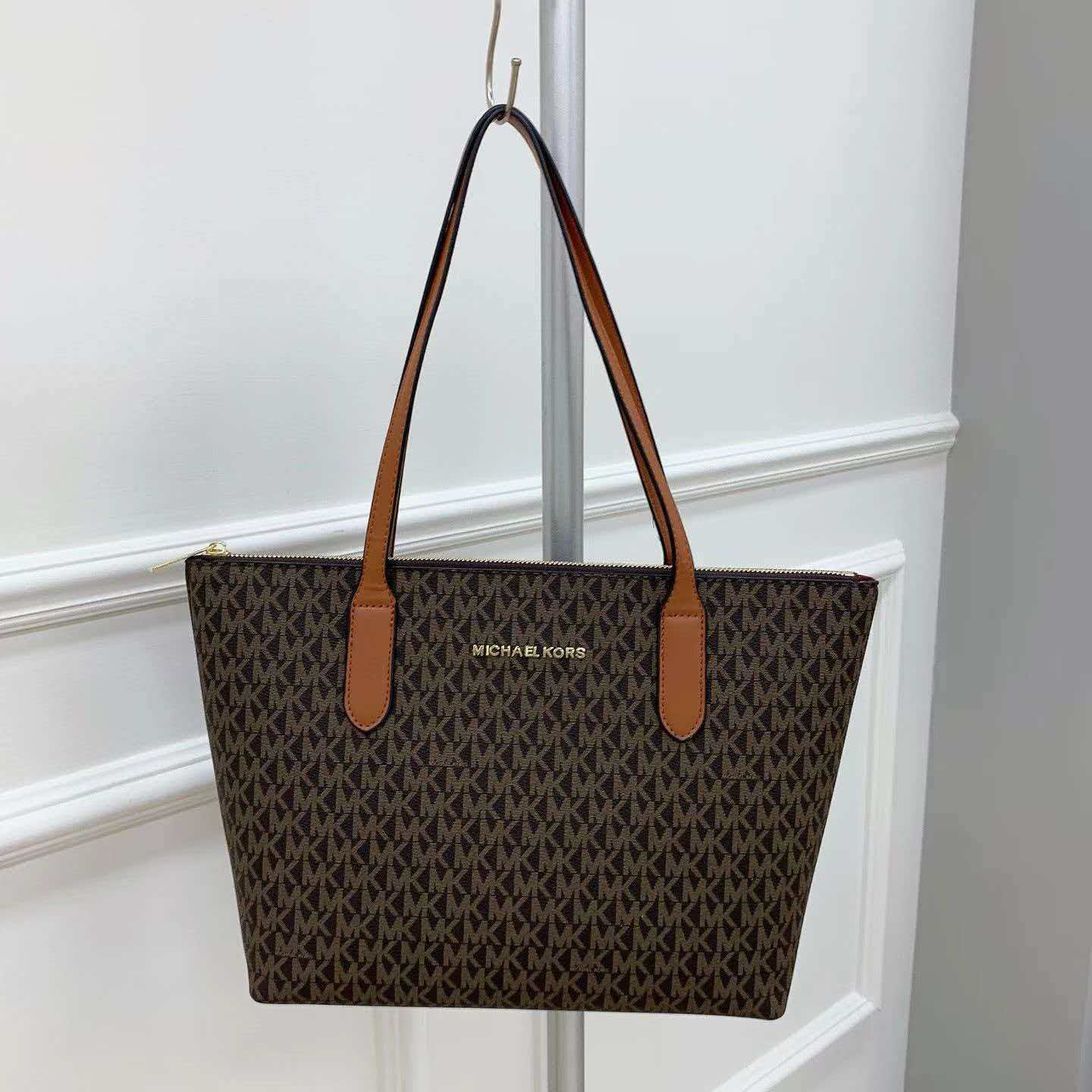 Bolsa Transversal Elegante Fem - Luxury Bags Michael Kors avaliação e preço